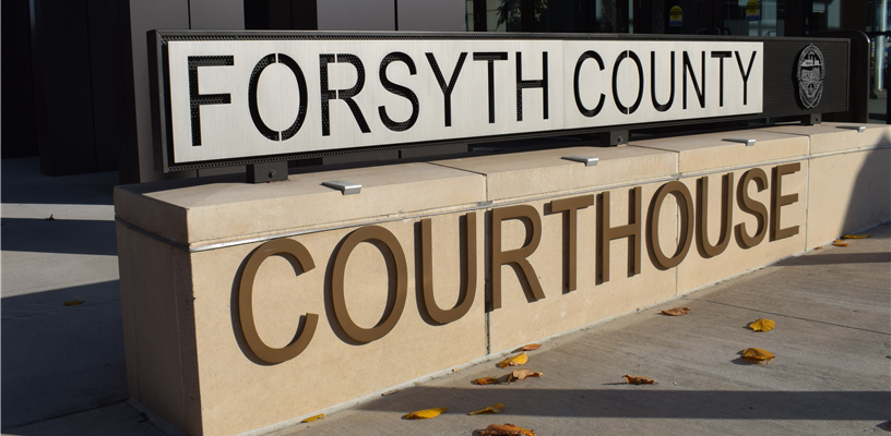Phones and electronic devices prohibited in Forsyth County Courthouse